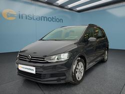 Grau Gebraucht 2022 VW Touran Van / Kleinbus | 27.249 € (Guter Preis)