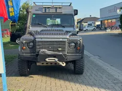 Grau Gebraucht 2008 Land Rover Defender SUV | 36.950 €