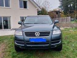 Grau Gebraucht 2005 VW Touareg R SUV | 5.900 € (Etwas zu teuer)