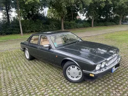 Grau Gebraucht 1994 Jaguar XJ6 S Limousine | 11.500 €