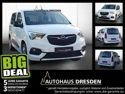 Jade weiss Gebraucht 2022 Opel Combo-e Life Edition Van / Kleinbus | 18.450 € (Guter Preis)