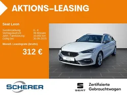 Weiß (metallic) Gebraucht 2024 Seat Leon FR Limousine | 27.380 € (Fairer Preis)