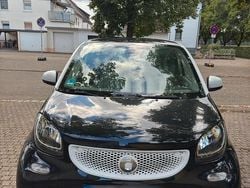Schwarz Gebraucht 2015 Smart ForTwo Coupé Coupé | 6.800 €