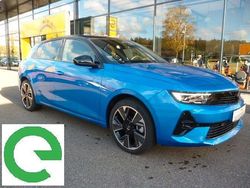 Blau Gebraucht 2023 Opel Astra Ultimate Limousine | 30.490 € (Teuer)