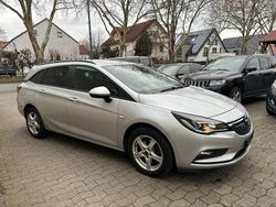 Silber Gebraucht 2016 Opel Astra Edition Kombi | 7.300 € (Fairer Preis)