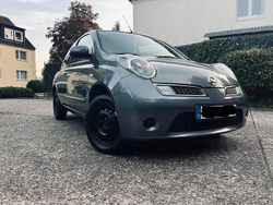 Grau Gebraucht 2010 Nissan Micra Kleinwagen | 2.300 € (Fairer Preis)