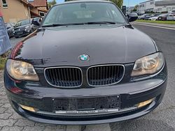 Saphirschwarz Gebraucht 2011 BMW 116 Advantage Kleinwagen | 1.999 € (Superpreis)