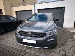 Grau Gebraucht 2021 VW T-Roc Active SUV | 19.700 € (Fairer Preis)