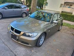 Gold Gebraucht 2005 BMW 318 Limousine | 2.600 € (Guter Preis)
