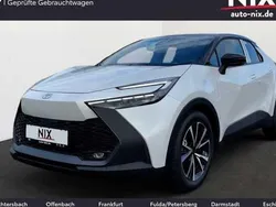 Platinumweiß / schwarz Neu 2024 Toyota C-HR Team SUV | 32.500 € (Fairer Preis)