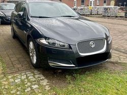 Grau Gebraucht 2013 Jaguar XF Sportbrake Kombi | 9.999 € (Fairer Preis)