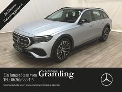 Hightechsilber (metallic) Gebraucht 2024 Mercedes E300 Night Kombi | 68.989 €