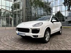 Weiß Gebraucht 2017 Porsche Cayenne SUV | 31.500 €