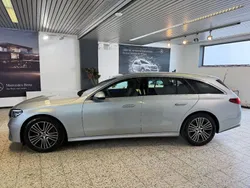 Silber Gebraucht 2024 Mercedes E220 Avantgarde Limousine | 49.995 € (Guter Preis)