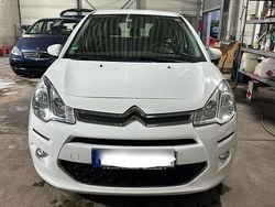 Weiß Gebraucht 2015 Citroën C3 Kleinwagen | 5.900 € (Guter Preis)