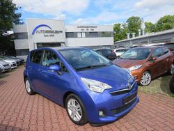 Blau Gebraucht 2012 Toyota Verso-S Club Van / Kleinbus | 6.790 € (Etwas zu teuer)