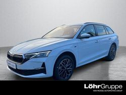 Moonweiss metallic Neu 2025 Skoda Octavia Tour Kombi | 39.580 € (Etwas zu teuer)