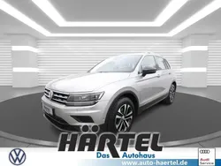 Tungsten silver, metallic Gebraucht 2020 VW Tiguan IQ Drive SUV | 25.900 € (Guter Preis)