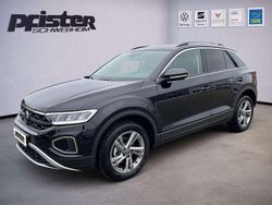 Schwarz Gebraucht 2024 VW T-Roc Life SUV | 32.590 € (Etwas zu teuer)