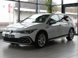 Weiß Gebraucht 2023 VW Golf Alltrack Kombi | 31.990 € (Guter Preis)
