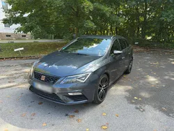 Grau Gebraucht 2019 Cupra Leon Kombi | 22.200 € (Guter Preis)