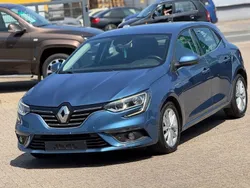Blau Gebraucht 2018 Renault Mégane IV Intens Limousine | 7.999 € (Fairer Preis)