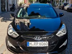 Schwarz Gebraucht 2013 Hyundai i40 Premium Kombi | 7.900 € (Teuer)