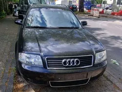 Ebonyschwarz perleffekt Gebraucht 2002 Audi A6 Kombi | 2.199 € (Guter Preis)