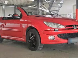 Rot Gebraucht 2006 Peugeot 206 CC Cabrio | 999 € (Fairer Preis)
