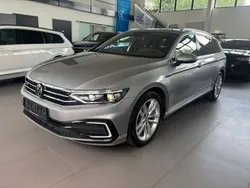 Silber Gebraucht 2020 VW Passat GTE Kombi | 25.990 € (Etwas zu teuer)