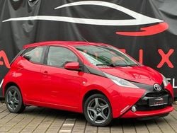 Rot Gebraucht 2017 Toyota Aygo X-play Kleinwagen | 6.990 € (Fairer Preis)