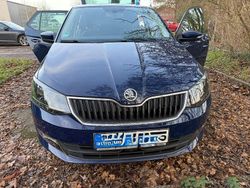Blau Gebraucht 2018 Skoda Fabia Clever Limousine | 8.499 € (Fairer Preis)