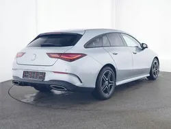 Gebraucht 2024 Mercedes CLA200 Shooting Brake AMG line Kombi | 40.960 €