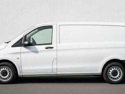 Weiß Gebraucht 2017 Mercedes Vito Van / Kleinbus | 9.300 € (Fairer Preis)