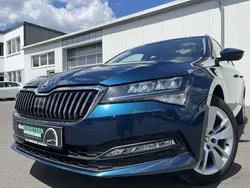 Blau Gebraucht 2021 Skoda Superb Ambition Kombi | 19.860 € (Fairer Preis)