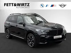 Saphirschwarz metallic Gebraucht 2022 BMW X7 M Sport SUV | 68.990 € (Guter Preis)