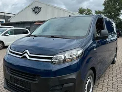 Blau Gebraucht 2018 Citroën Jumpy Profi Van / Kleinbus | 9.999 € (Fairer Preis)