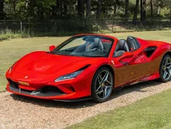 Rot Gebraucht 2021 Ferrari F8 Cabrio | 374.950 €