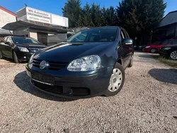 Blau Gebraucht 2005 VW Golf V Kleinwagen | 3.290 € (Fairer Preis)
