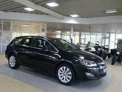 Schwarz Gebraucht 2012 Opel Astra Innovation Kombi | 4.750 € (Fairer Preis)