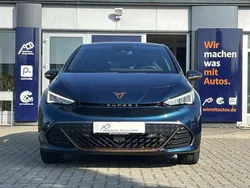 Aurorablau Gebraucht 2022 Cupra Born Kleinwagen | 24.750 € (Etwas zu teuer)
