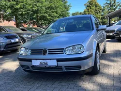 Silber Gebraucht 2003 VW Golf IV Comfortline Limousine | 1.950 € (Guter Preis)