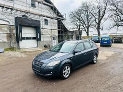 Grau Gebraucht 2009 Kia Ceed Kombi | 1.299 € (Fairer Preis)