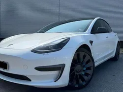 Gebraucht 2022 Tesla Model 3 Standard Range Plus Limousine | 34.500 €