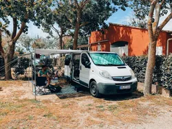 Weiß Gebraucht 2011 Opel Vivaro Van | 9.850 € (Teuer)
