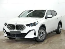 Violett Gebraucht 2024 BMW iX2 Performance SUV | 40.180 € (Fairer Preis)
