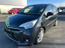 Schwarz Gebraucht 2013 Toyota Verso-S Club Van / Kleinbus | 5.890 € (Fairer Preis)