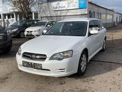 Weiß Gebraucht 2005 Subaru Legacy Kombi | 2.500 € (Fairer Preis)