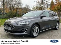 Grau Gebraucht 2020 Ford Focus Vignale Limousine | 19.980 € (Teuer)