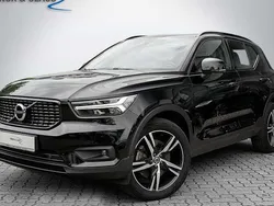 Schwarz Gebraucht 2020 Volvo XC40 R-Design SUV | 29.890 € (Superpreis)